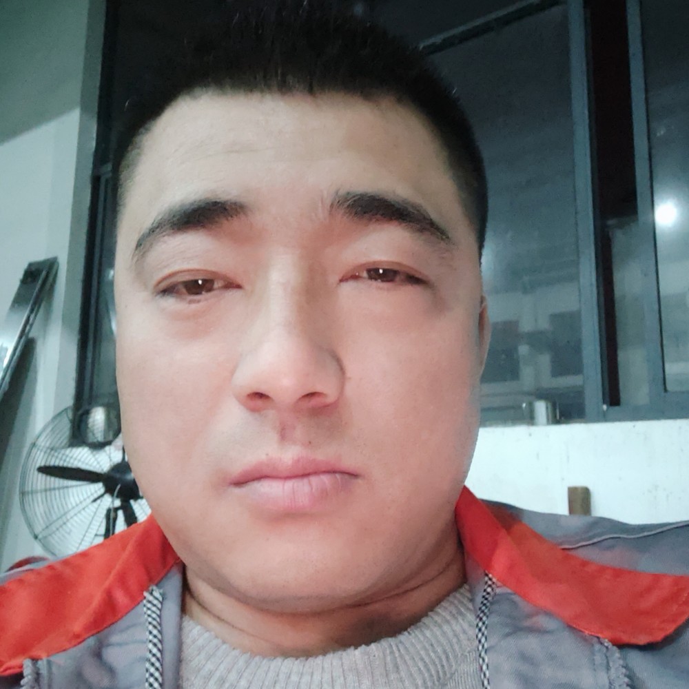 白开水谦让的照片