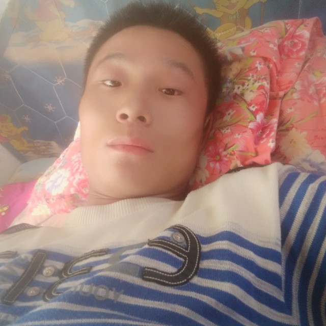 流岚請清秀的照片