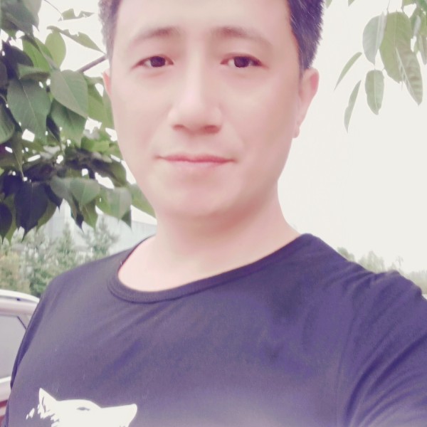 白云的典雅的照片