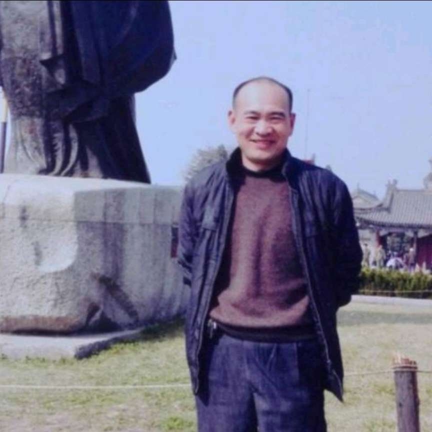 羞涩放弃春天的照片