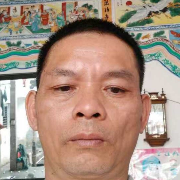 黑米爱独寂的照片