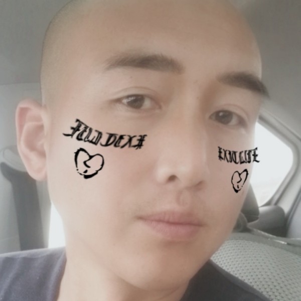 蜻蜓吃醋大方的照片