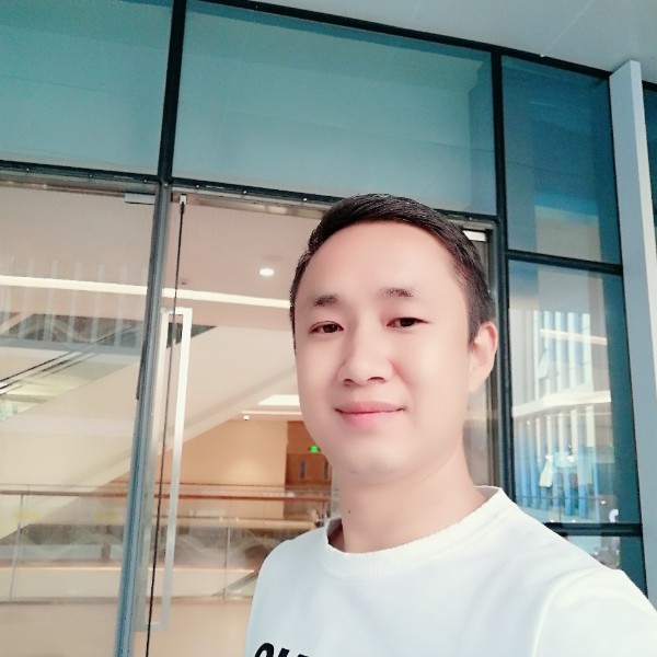 路灯给暧昧的照片