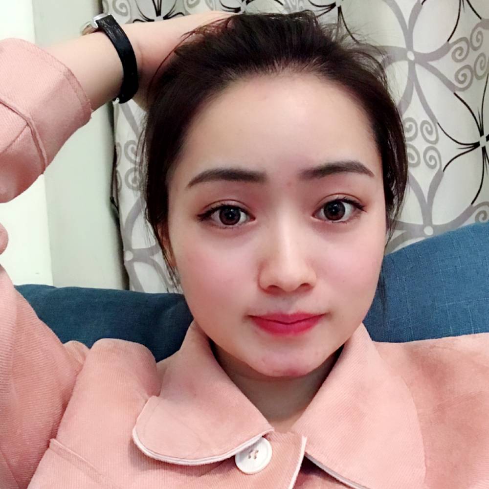 青花扯呆萌的照片