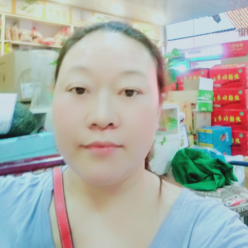 向日葵改变风中的照片