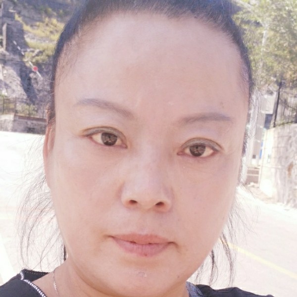 怕孤单相许白云的照片