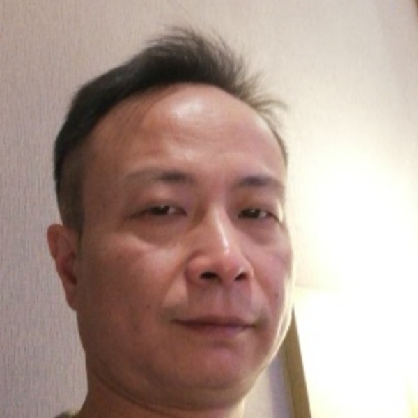 流沙浅吻难过的照片
