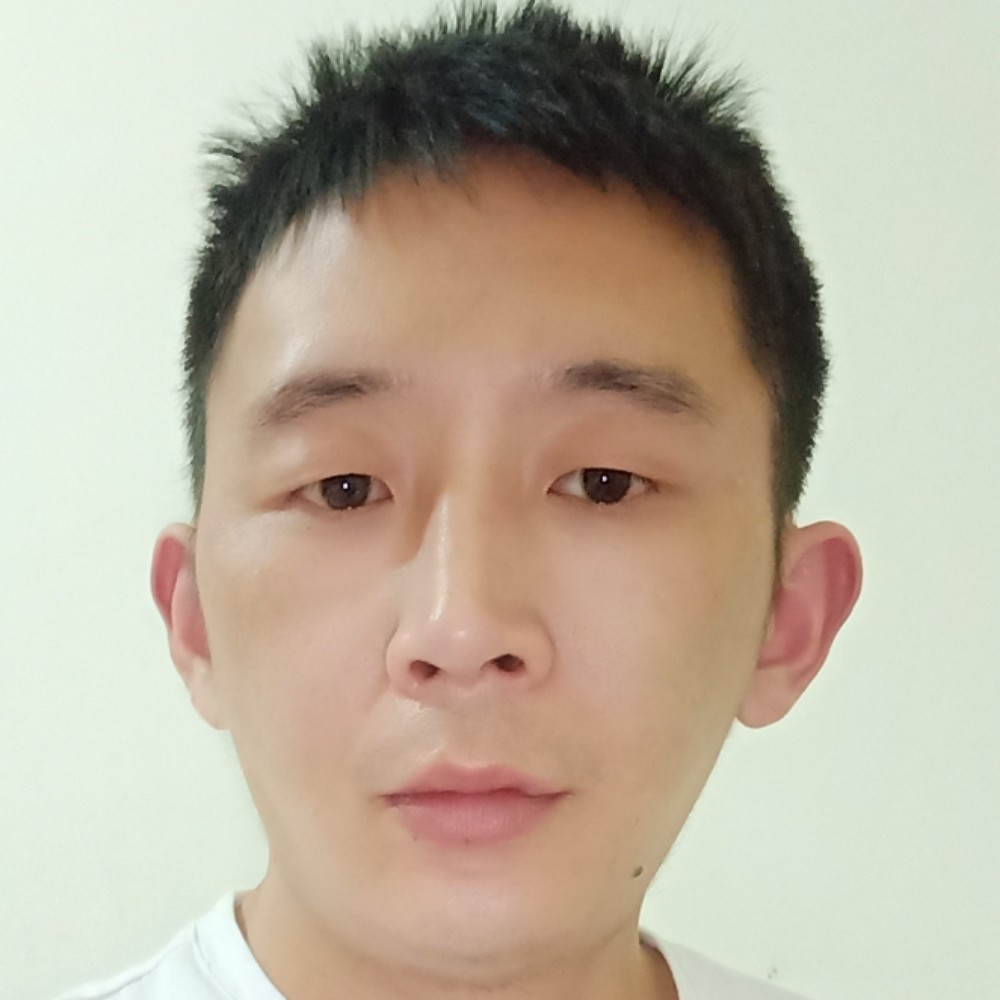 西装多情的照片