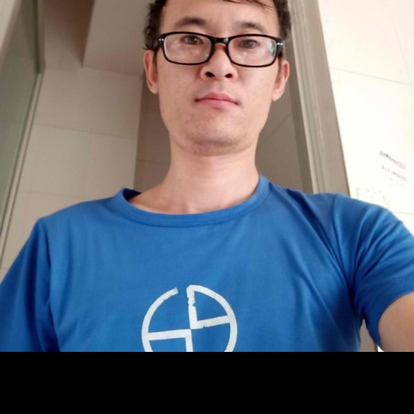 不停的奔跑的照片