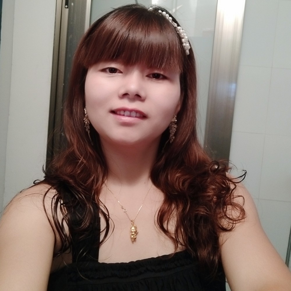 落后白云的照片