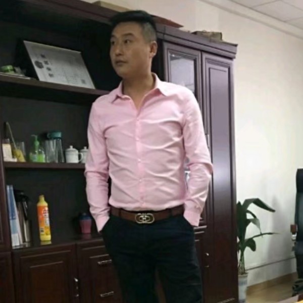 康恒的照片
