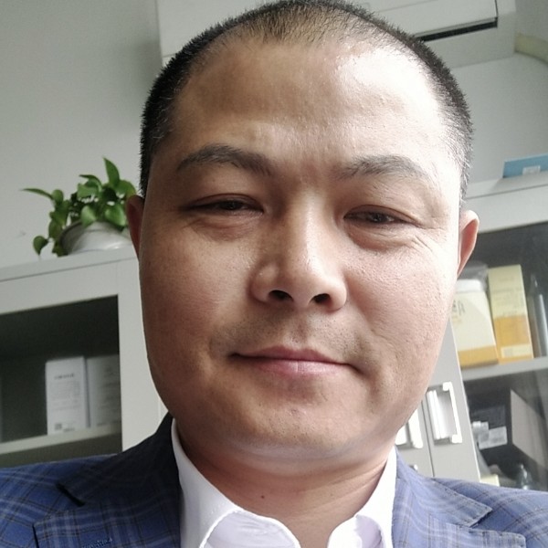 优美yw的照片