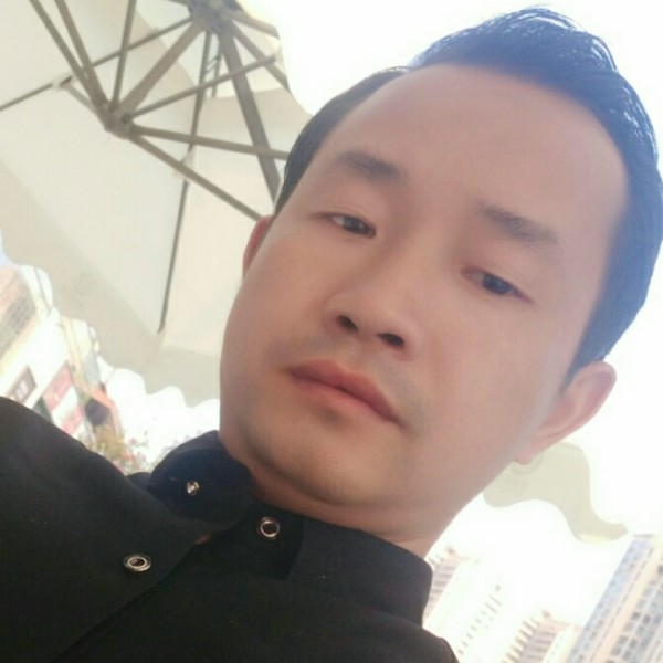 受伤的刑天的照片
