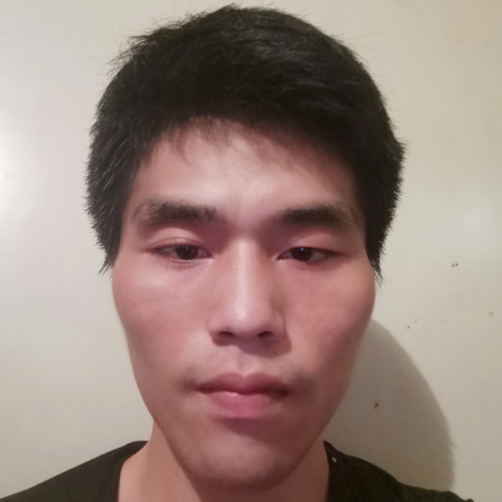 沉静方玉米的照片