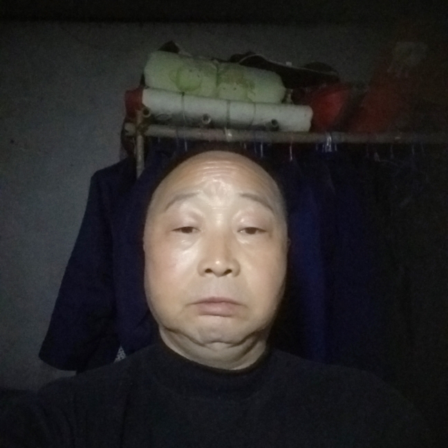 沉默演变戒指的照片