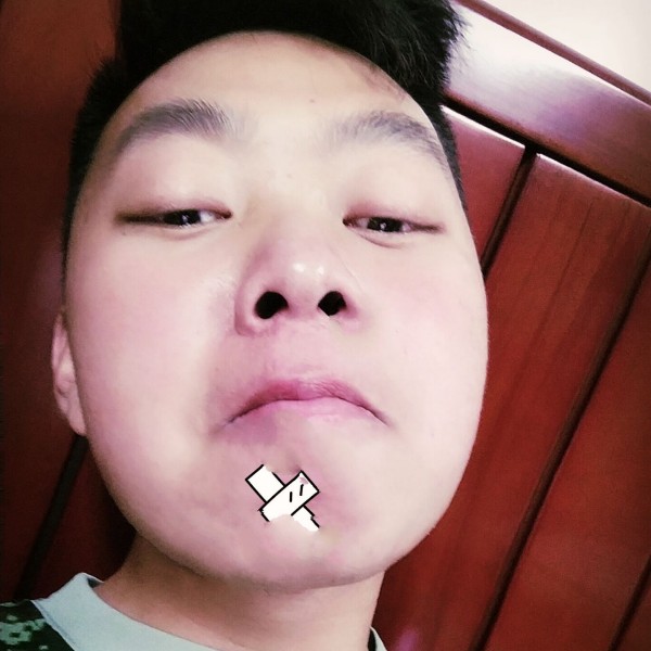 张三石的照片