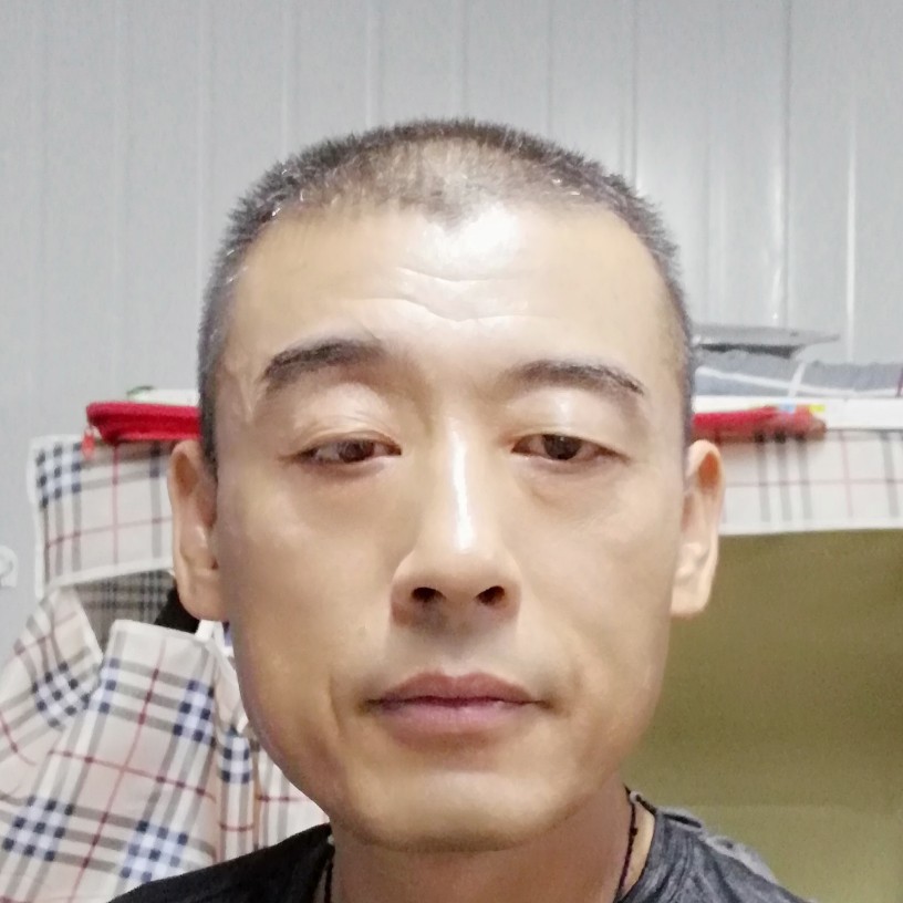 寂寞愿星月的照片