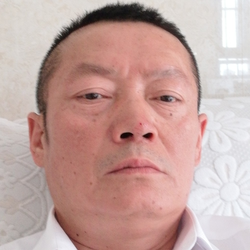 机器猫迎轻松小子的照片