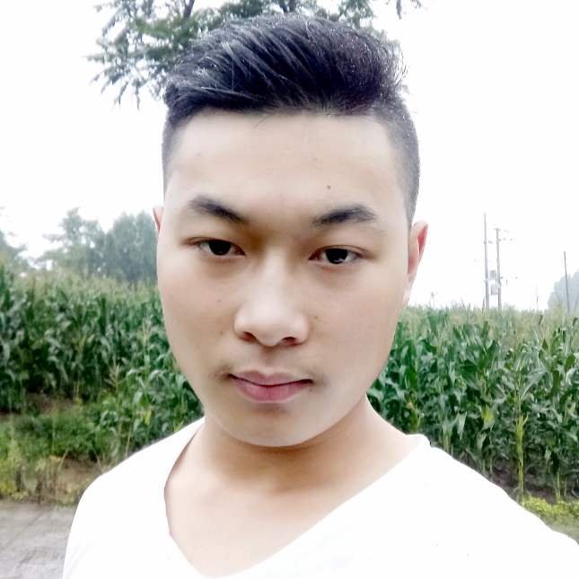 对月独饮的照片
