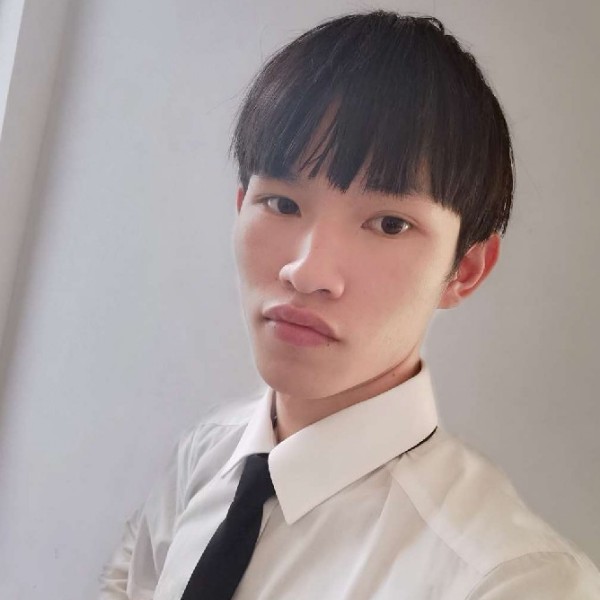 云朵蹁跹喜悦的照片