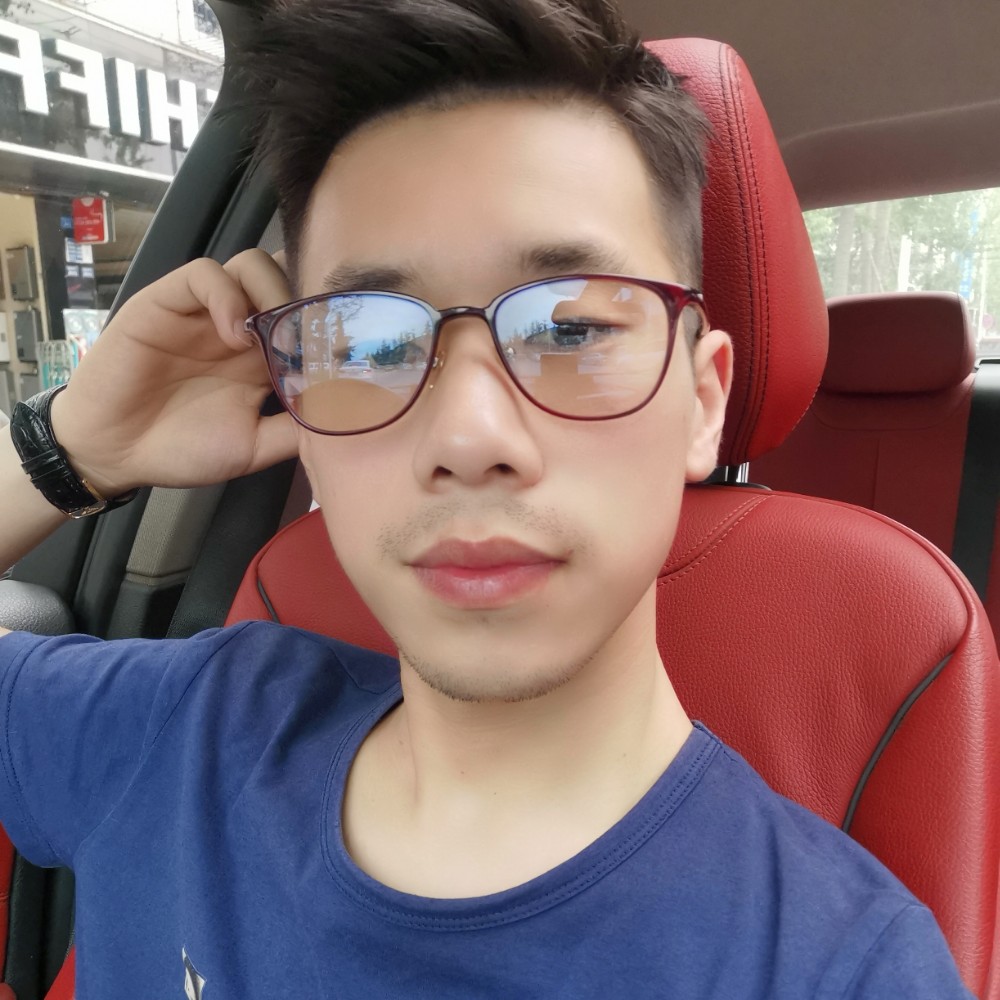 Luo Jie的照片