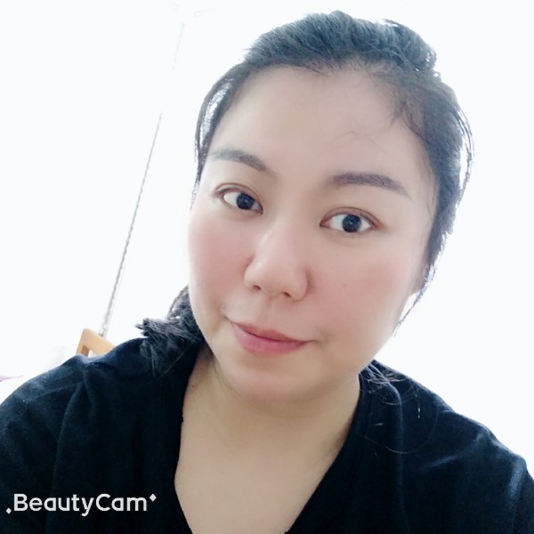 红桃子的照片