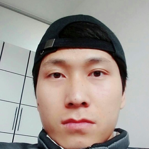 聪明耳机的照片