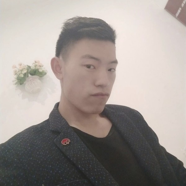 单薄小鸭子的照片