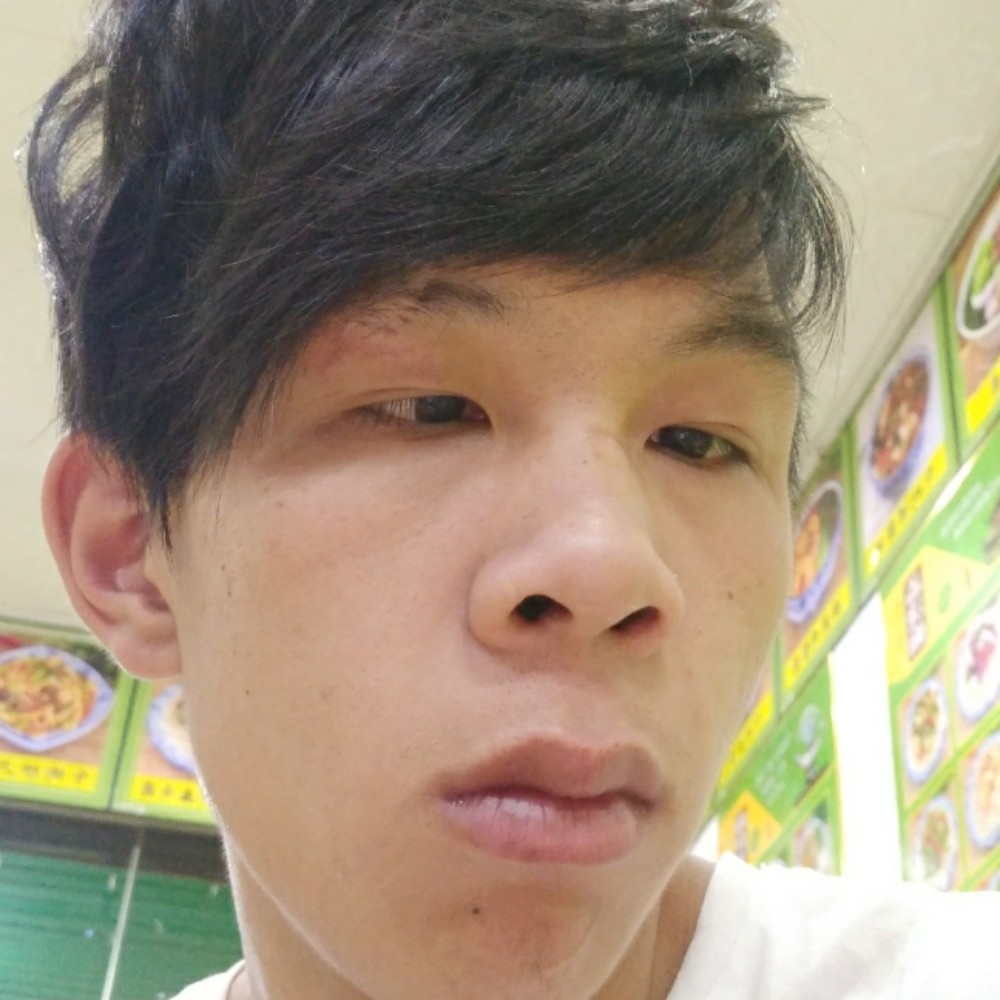 碧影留胡子的照片