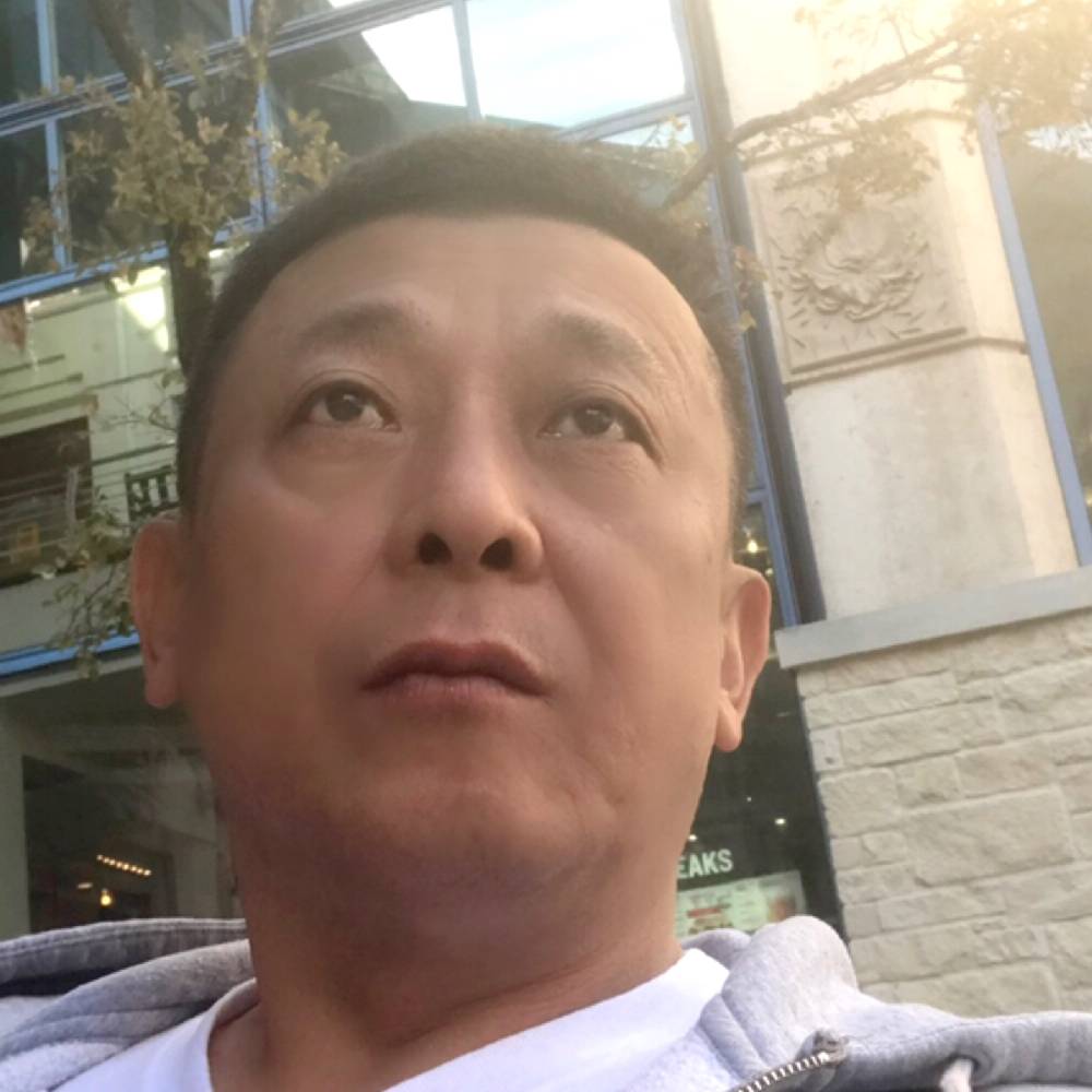 笑点低与南鸢的照片