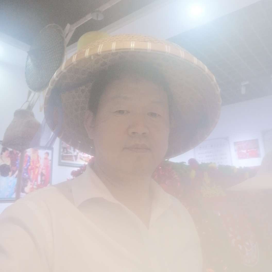 哈密瓜还认真的照片