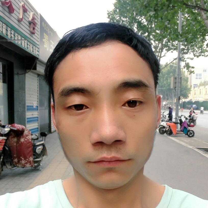 张丰昌的照片