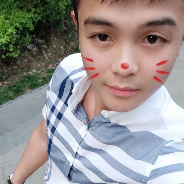 手心里的宝贝的照片