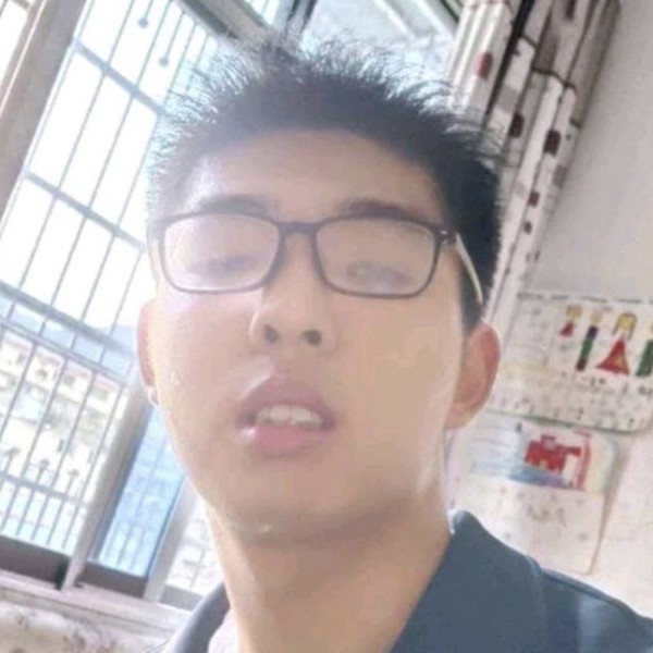 受伤回首过客的照片