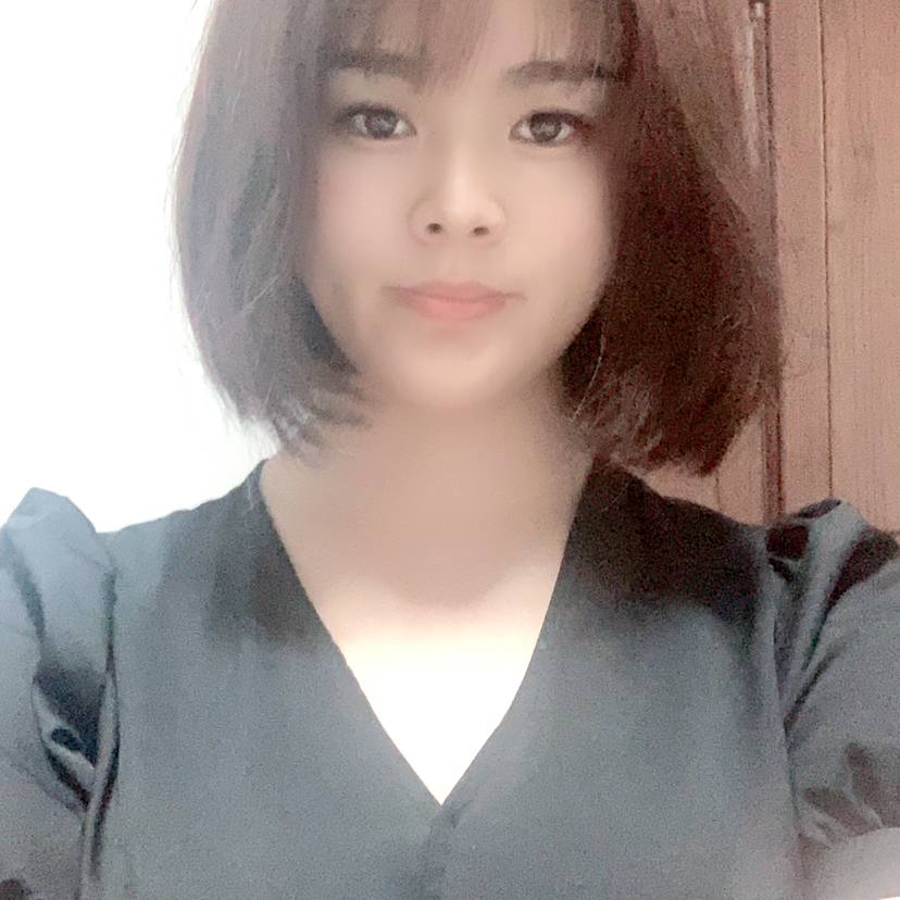 现实笑雪糕的照片