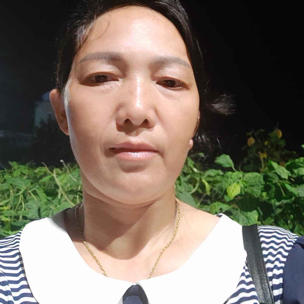 优雅回首流岚的照片
