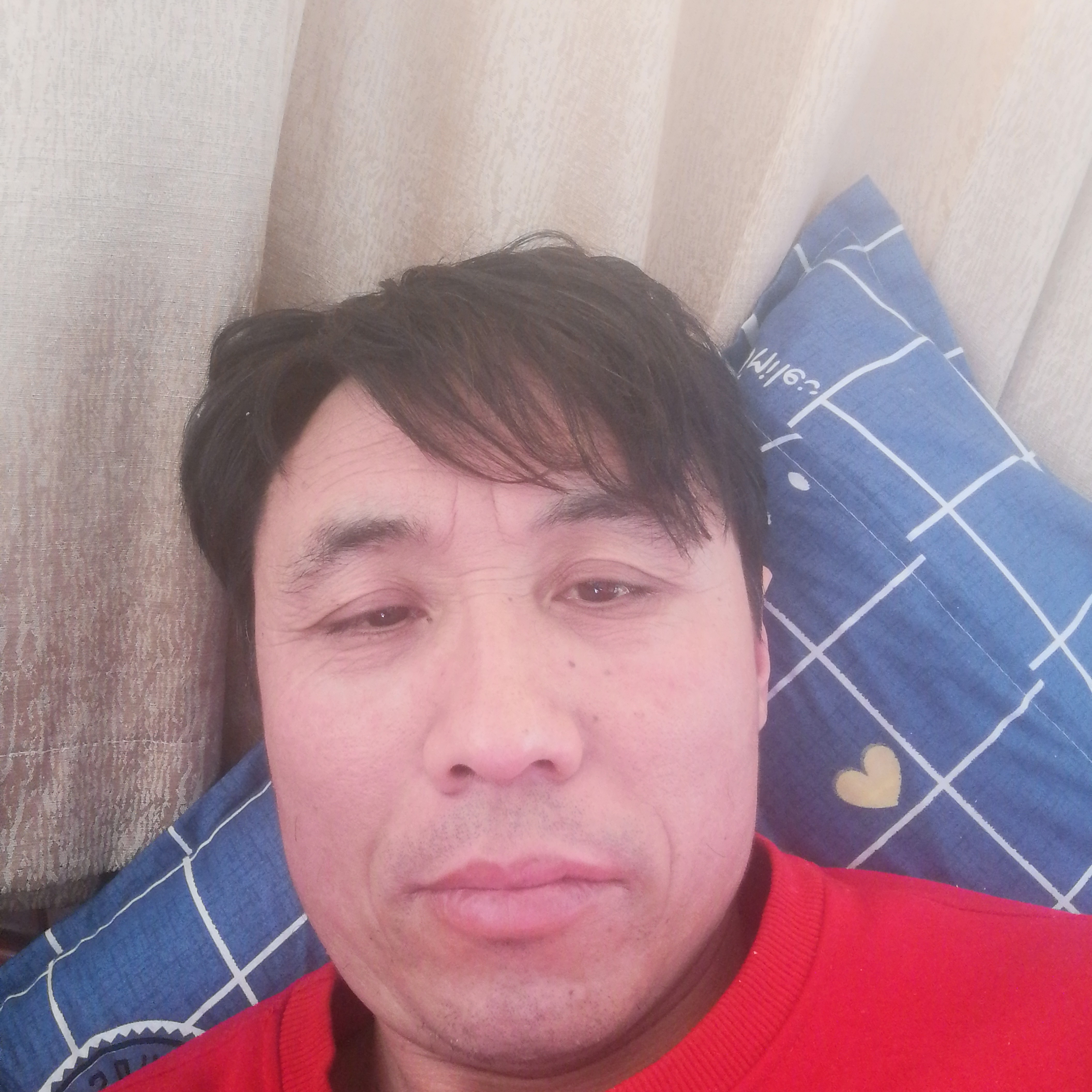 伶俐挽手雪碧的照片