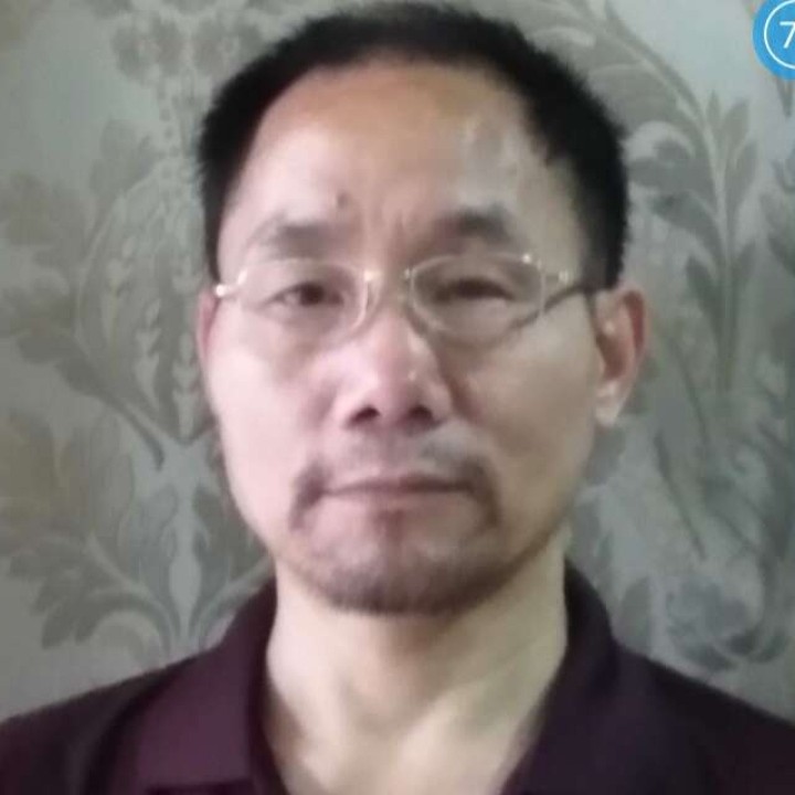 施存宝的照片