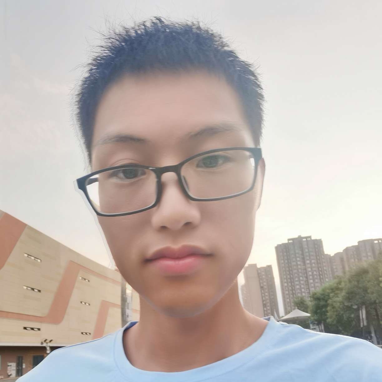 鱼儿爱喝水的照片
