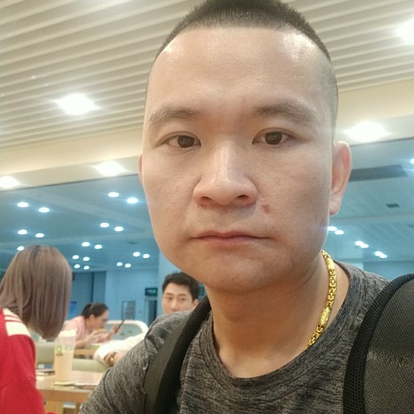 方毅18的照片