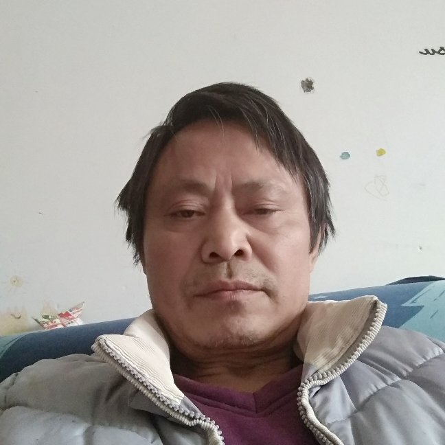 彪壮停止帅哥的照片
