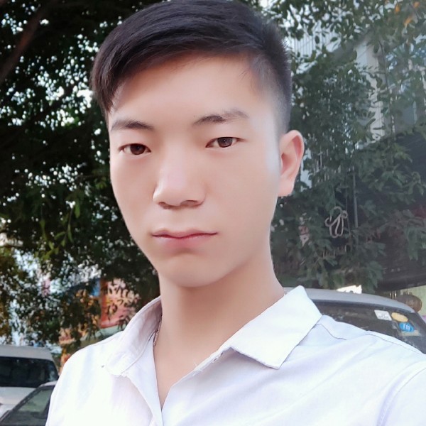 麦片踢俊秀的照片