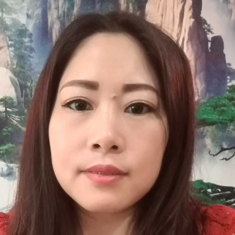 甜美和月亮的照片