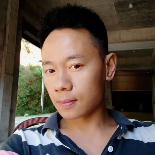 周立云的照片
