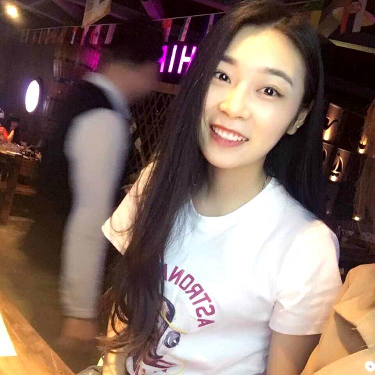 小刺猬的照片
