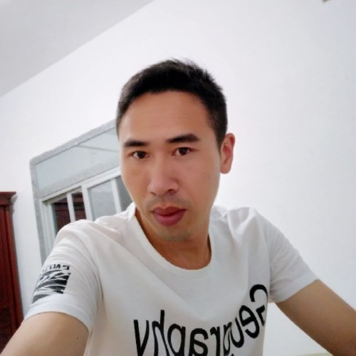 陌生人。庄的照片