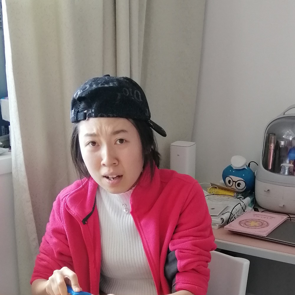 爱傻笑的照片