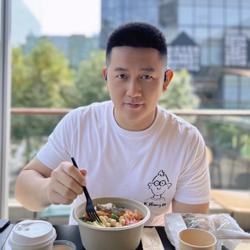 体贴de布隆的照片
