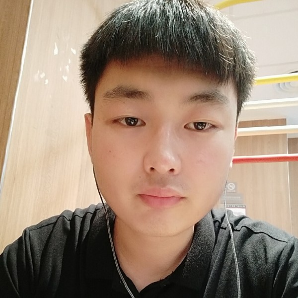 小段哥哥的照片