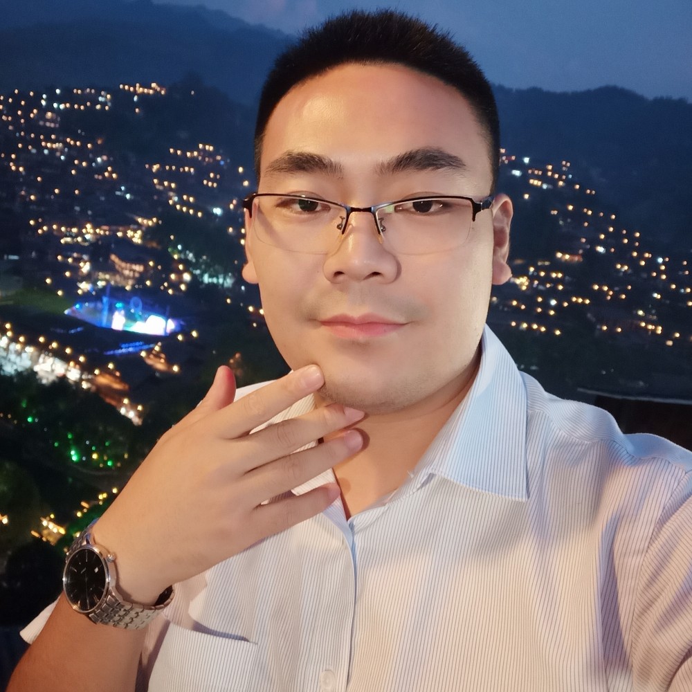 向錢沖的照片